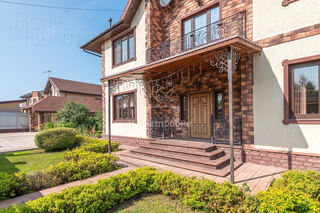 3-этажный коттедж 422 м² с отделкой