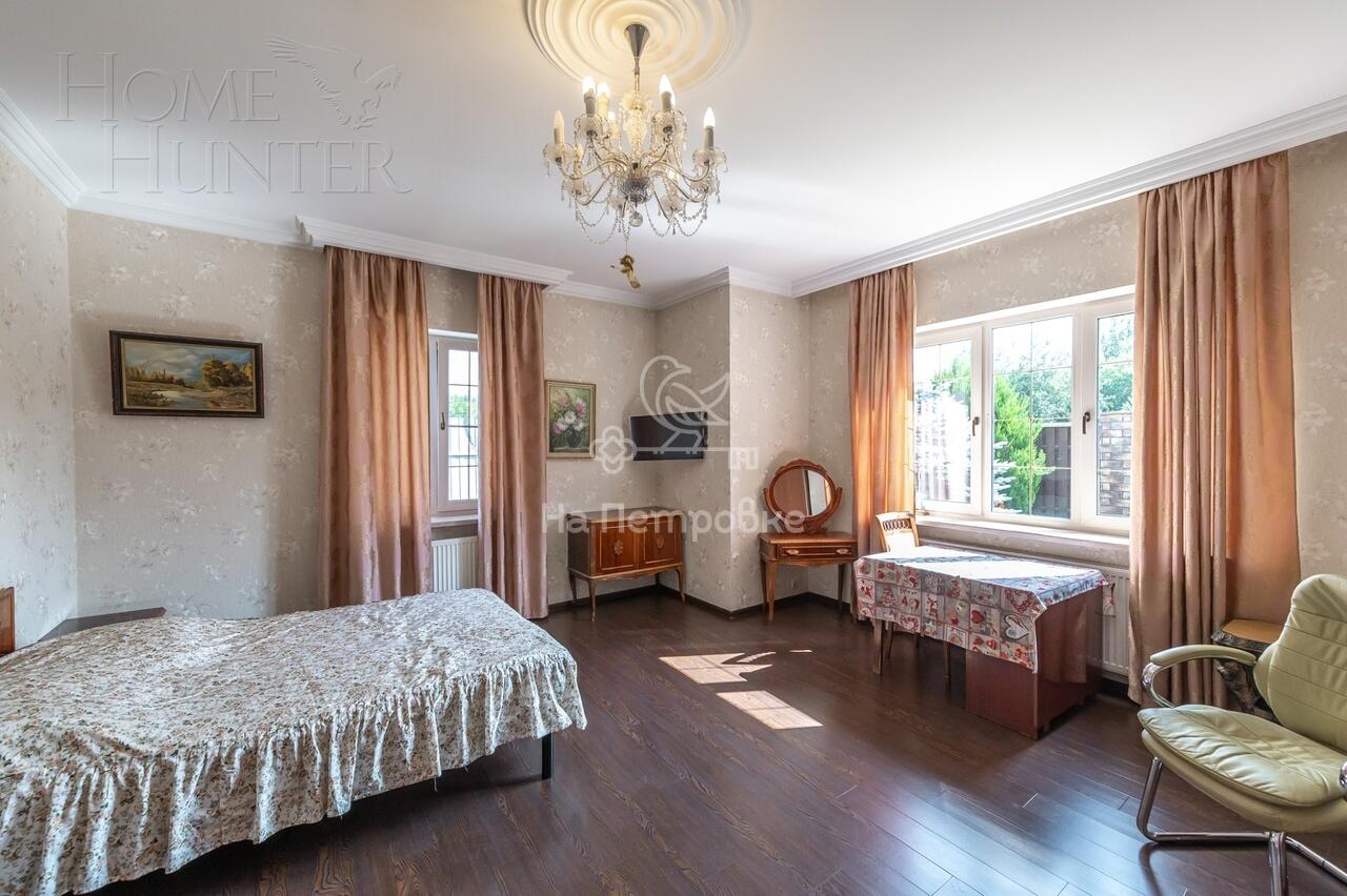 3-этажный коттедж 422 м² с отделкой