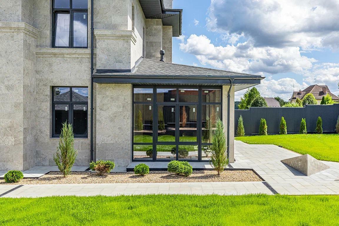 2-этажный коттедж 460 м² без отделки