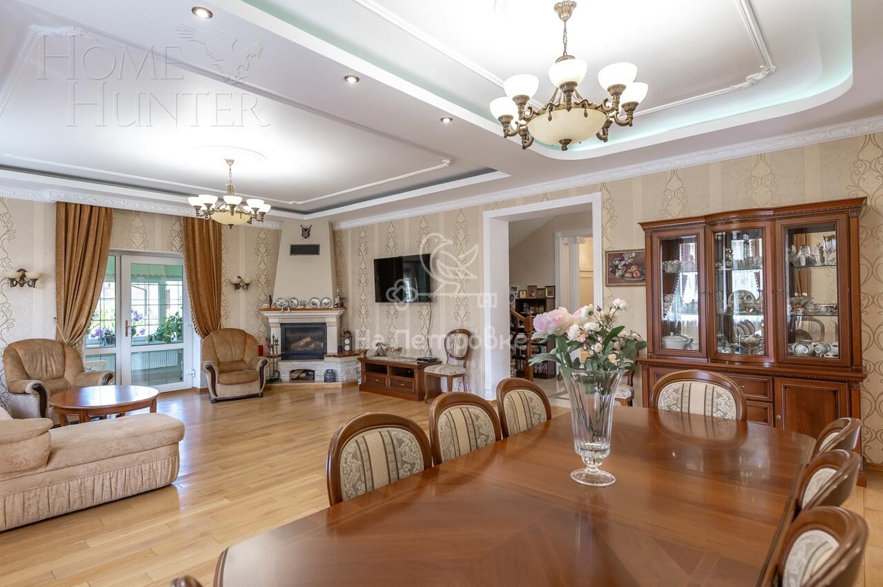 3-этажный коттедж 422 м² с отделкой