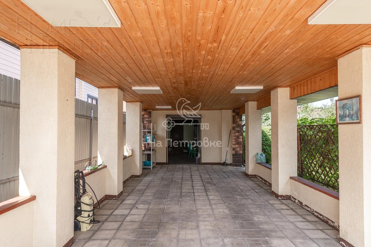 3-этажный коттедж 422 м² с отделкой