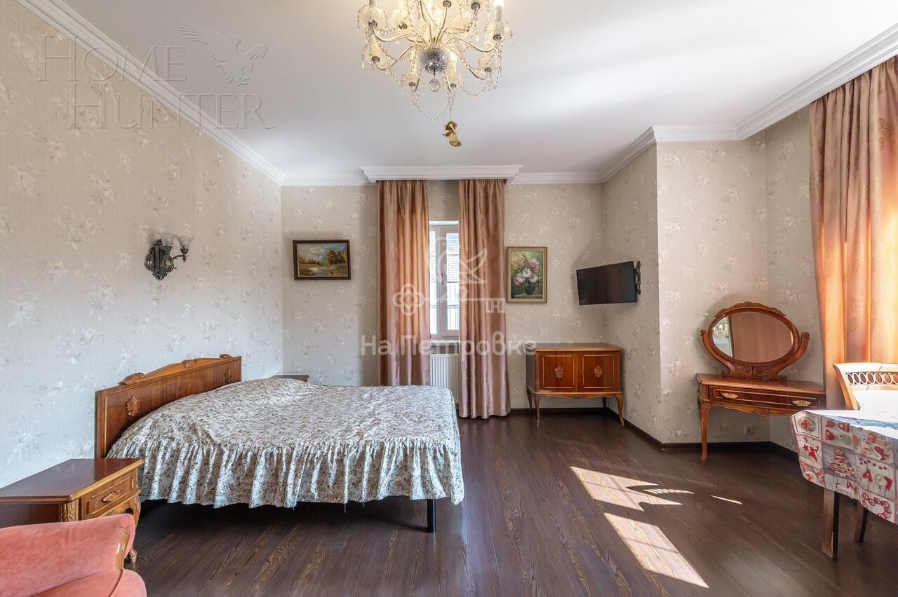 3-этажный коттедж 422 м² с отделкой