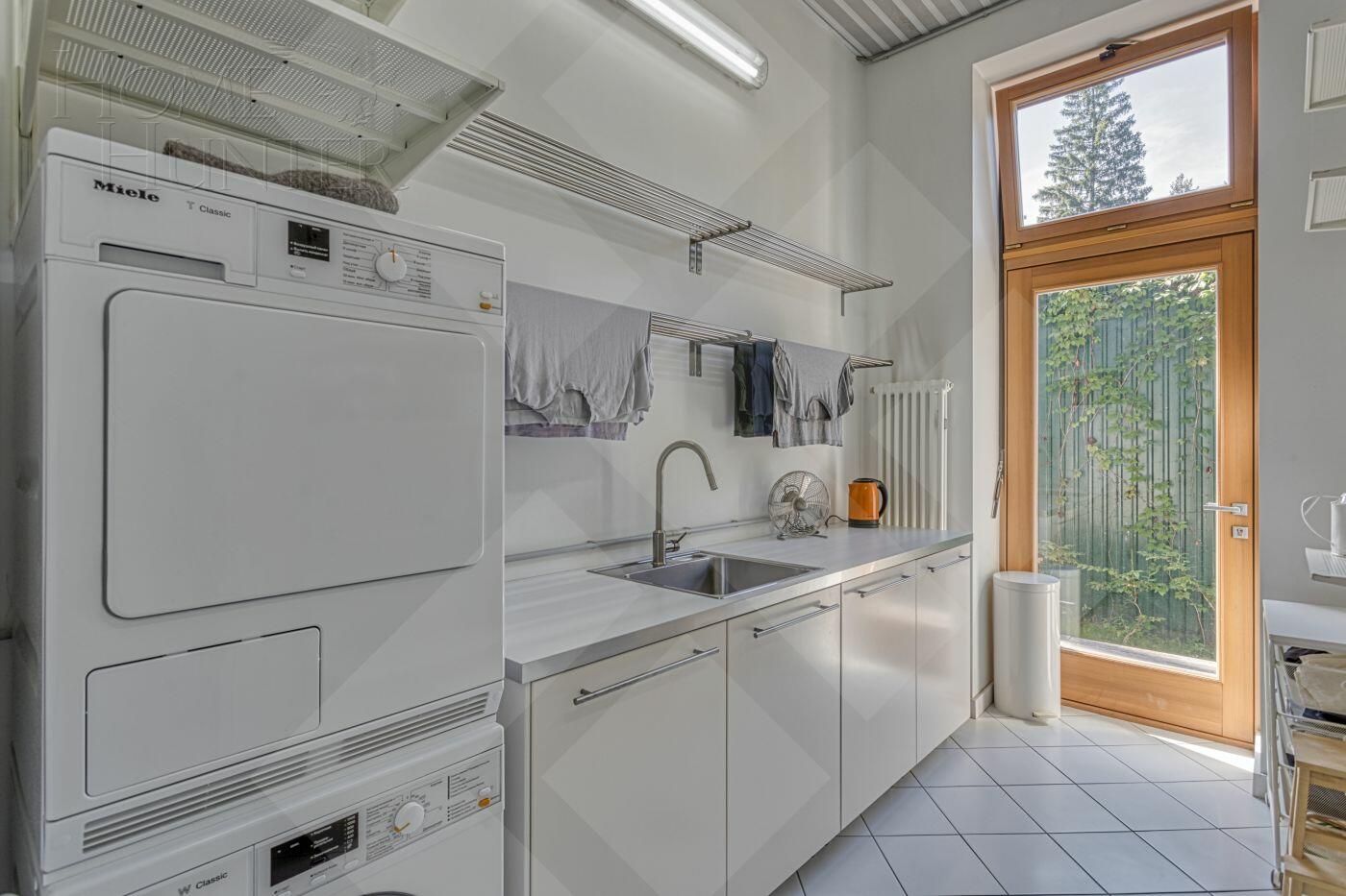 2-этажный коттедж 487.9 м² с отделкой