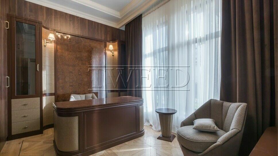 2-этажный коттедж 400 м² с отделкой