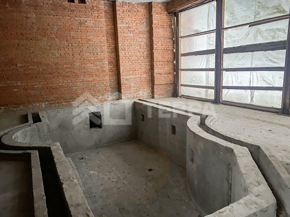 2-этажный коттедж 800 м² без отделки