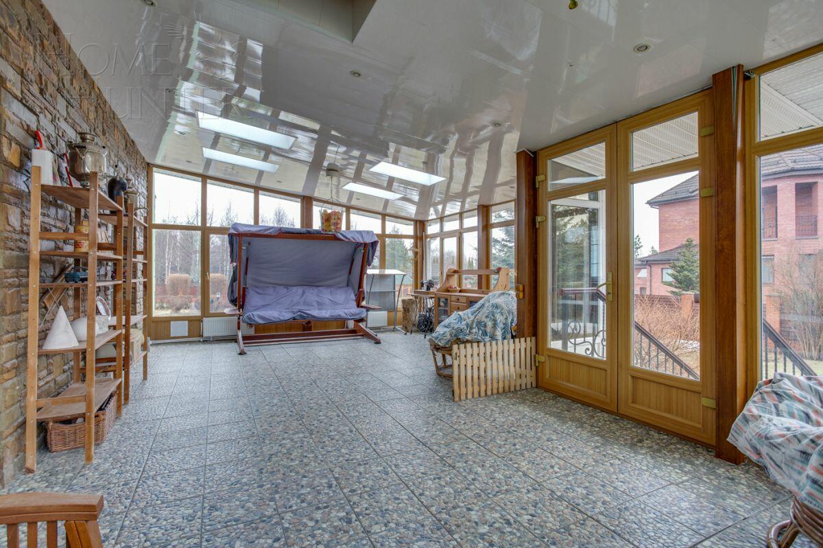 2-этажный коттедж 550 м² с отделкой