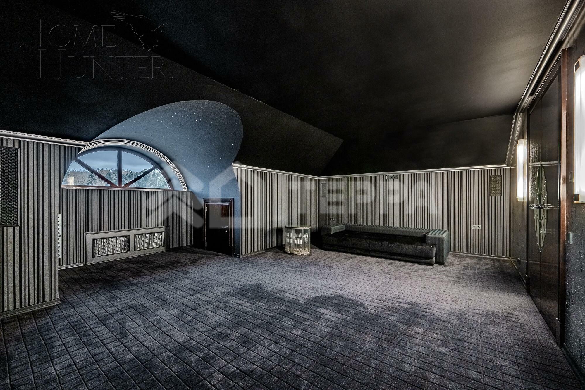 2-этажный коттедж 1 400 м² с отделкой