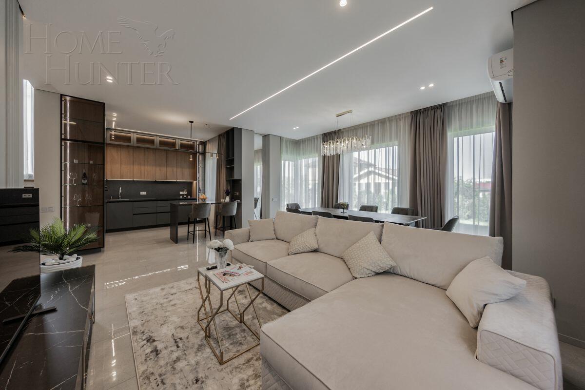 2-этажный коттедж 250 м² с отделкой