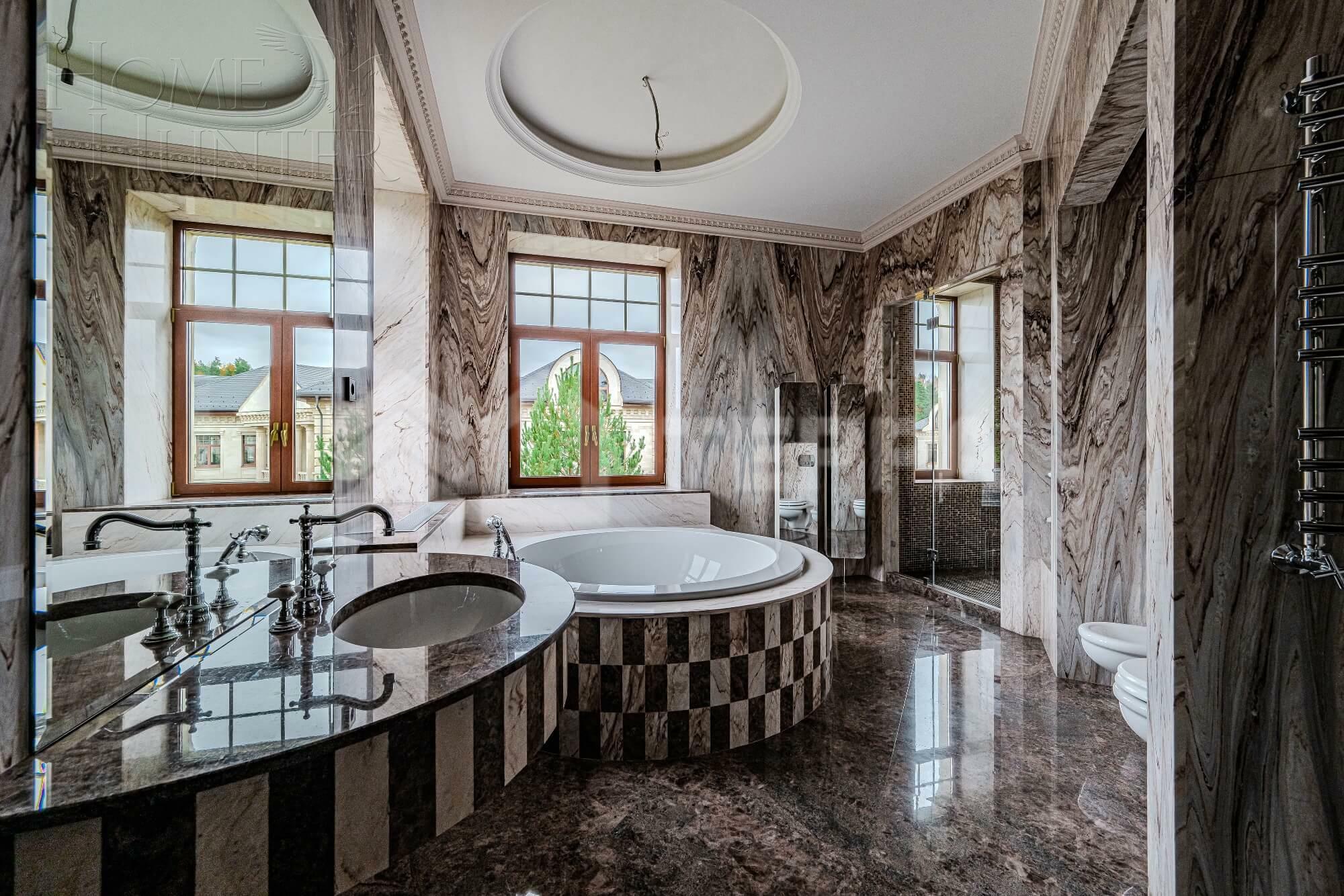 2-этажный коттедж 1 400 м² с отделкой