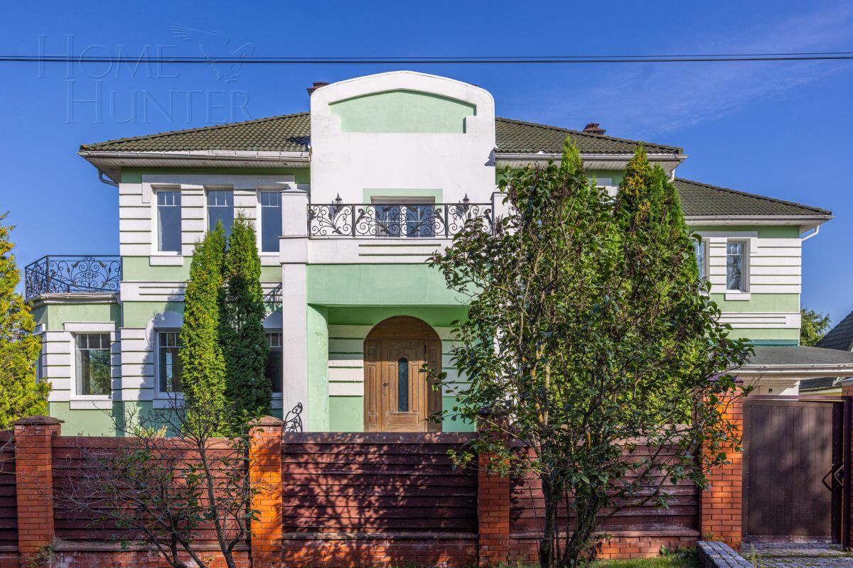 2-этажный коттедж 550 м² с отделкой