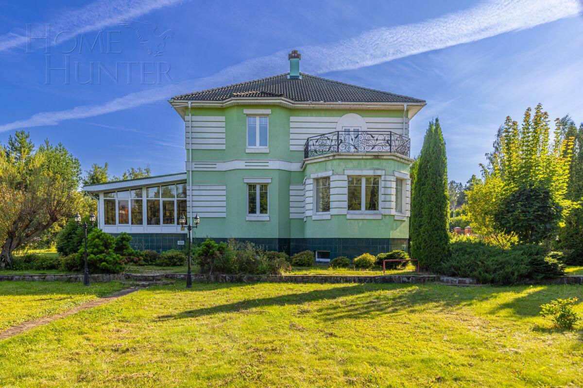 2-этажный коттедж 550 м² с отделкой