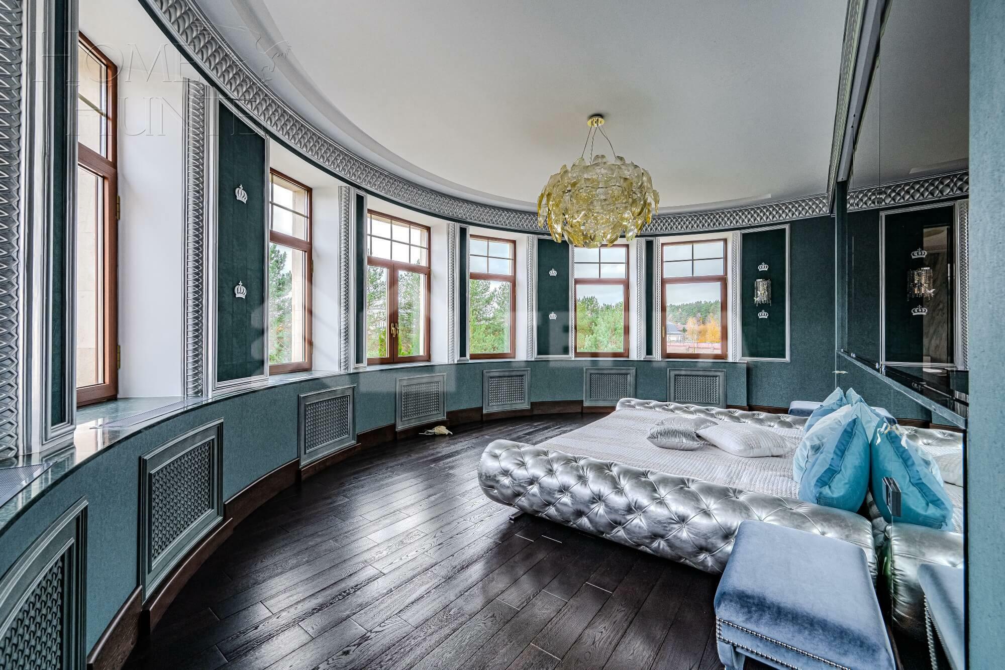 2-этажный коттедж 1 400 м² с отделкой