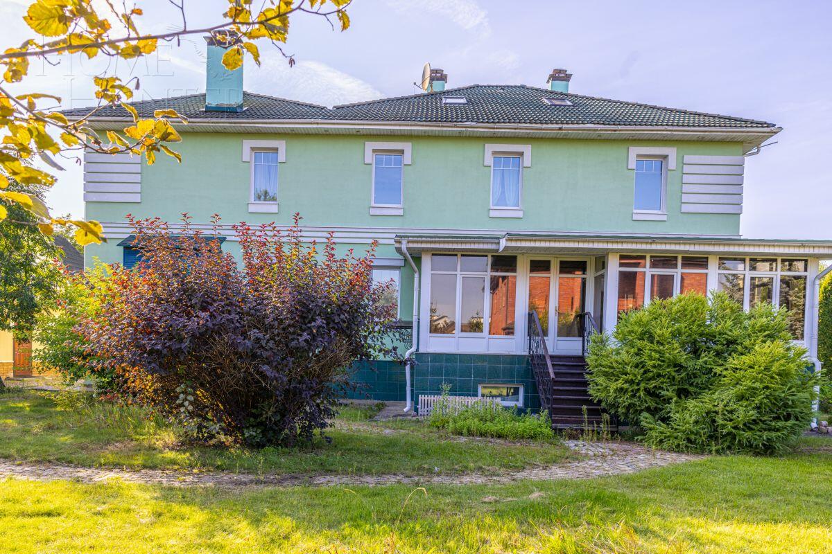 2-этажный коттедж 550 м² с отделкой