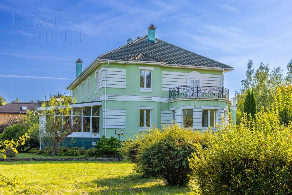 2-этажный коттедж 550 м² с отделкой