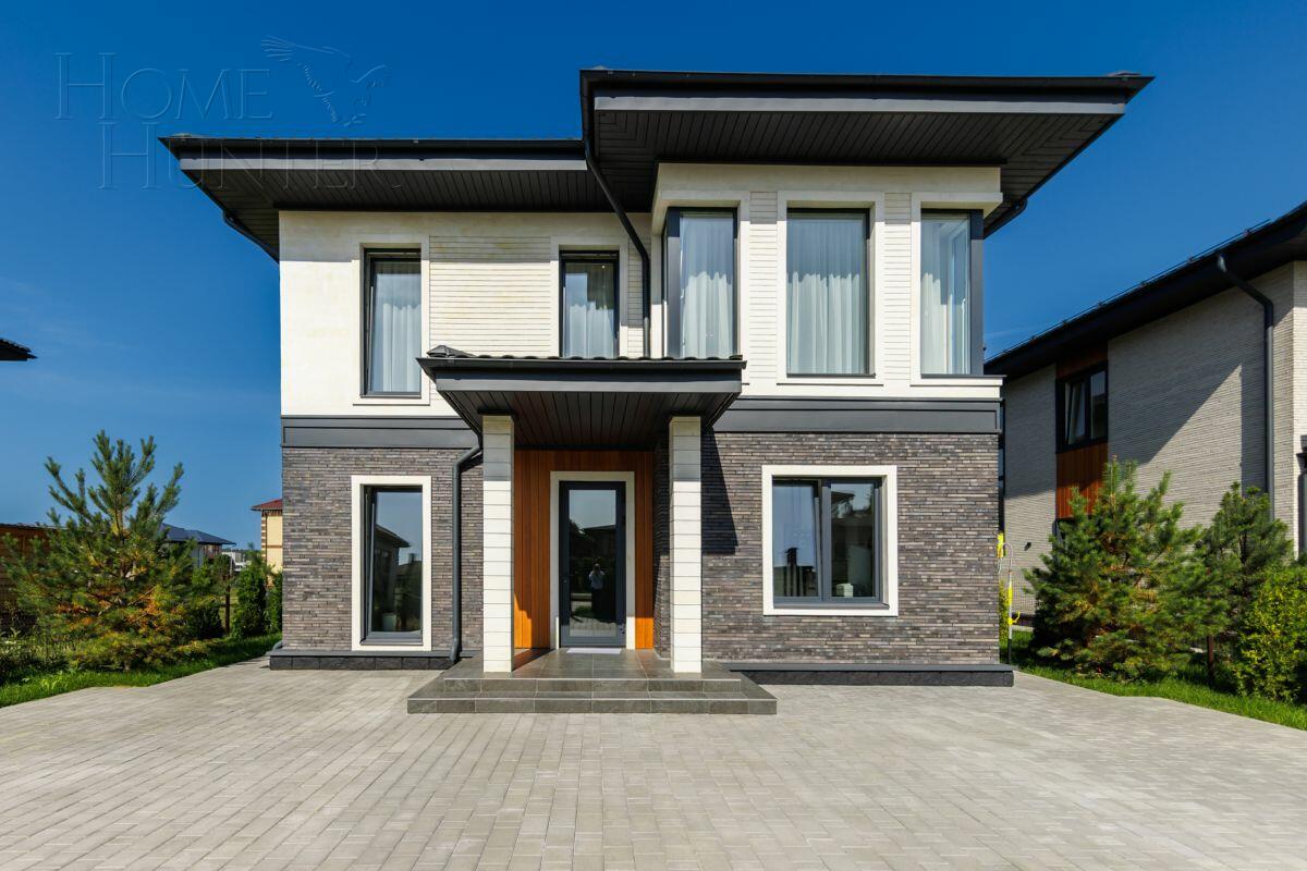 2-этажный коттедж 250 м² с отделкой