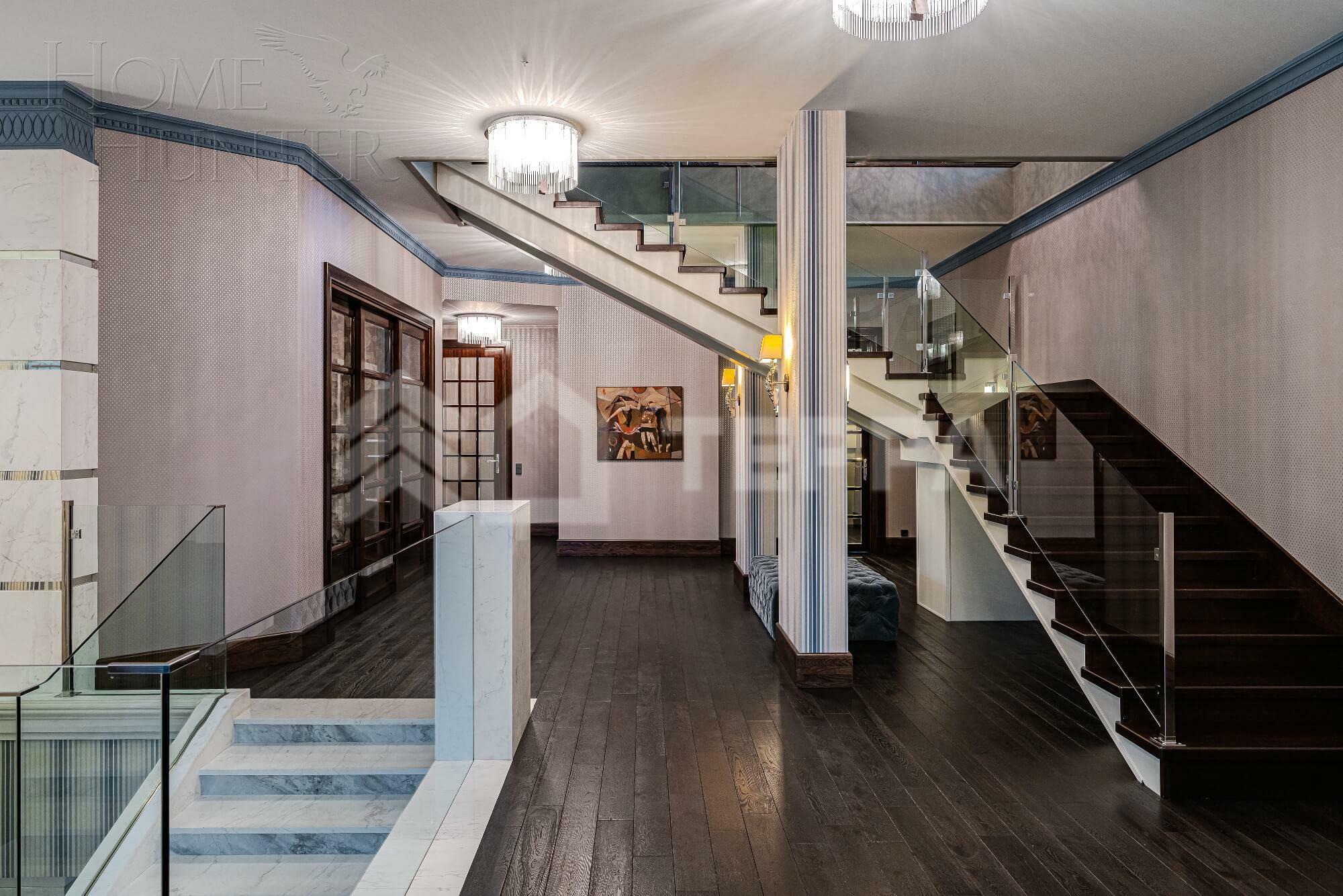 2-этажный коттедж 1 400 м² с отделкой