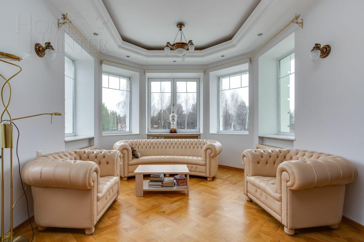 2-этажный коттедж 550 м² с отделкой