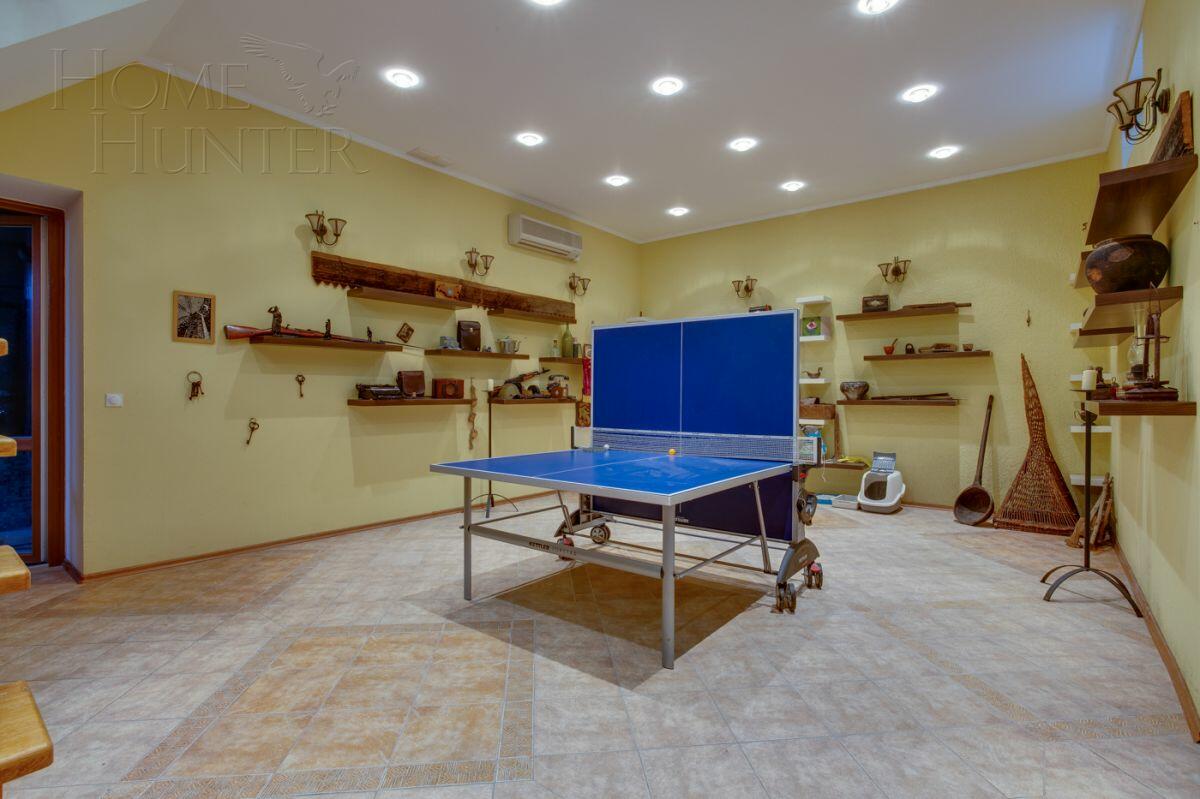 2-этажный коттедж 550 м² с отделкой