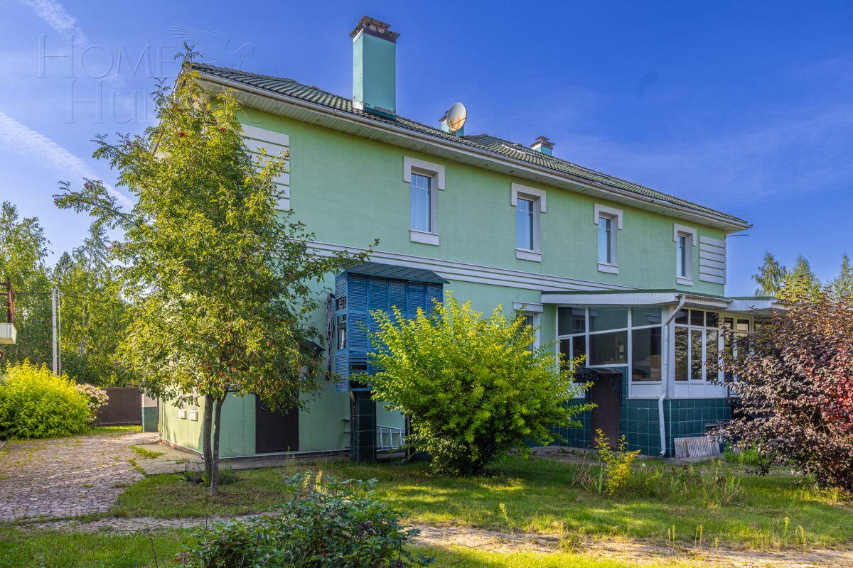 2-этажный коттедж 550 м² с отделкой