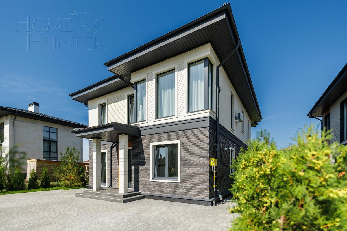 2-этажный коттедж 250 м² с отделкой