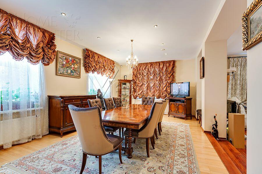 2-этажный коттедж 580 м² с отделкой