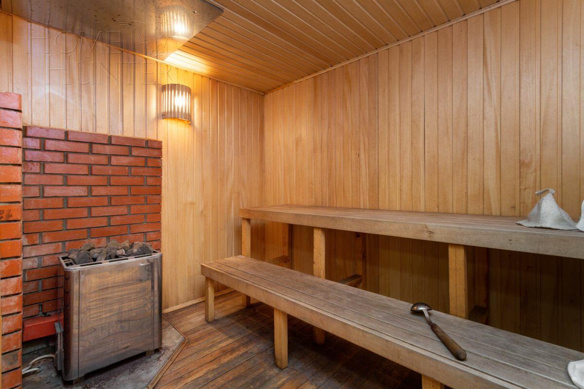 2-этажный коттедж 550 м² с отделкой