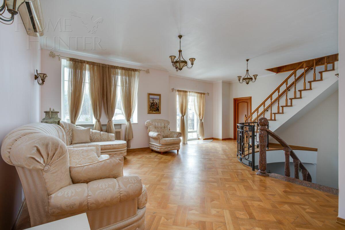 2-этажный коттедж 550 м² с отделкой