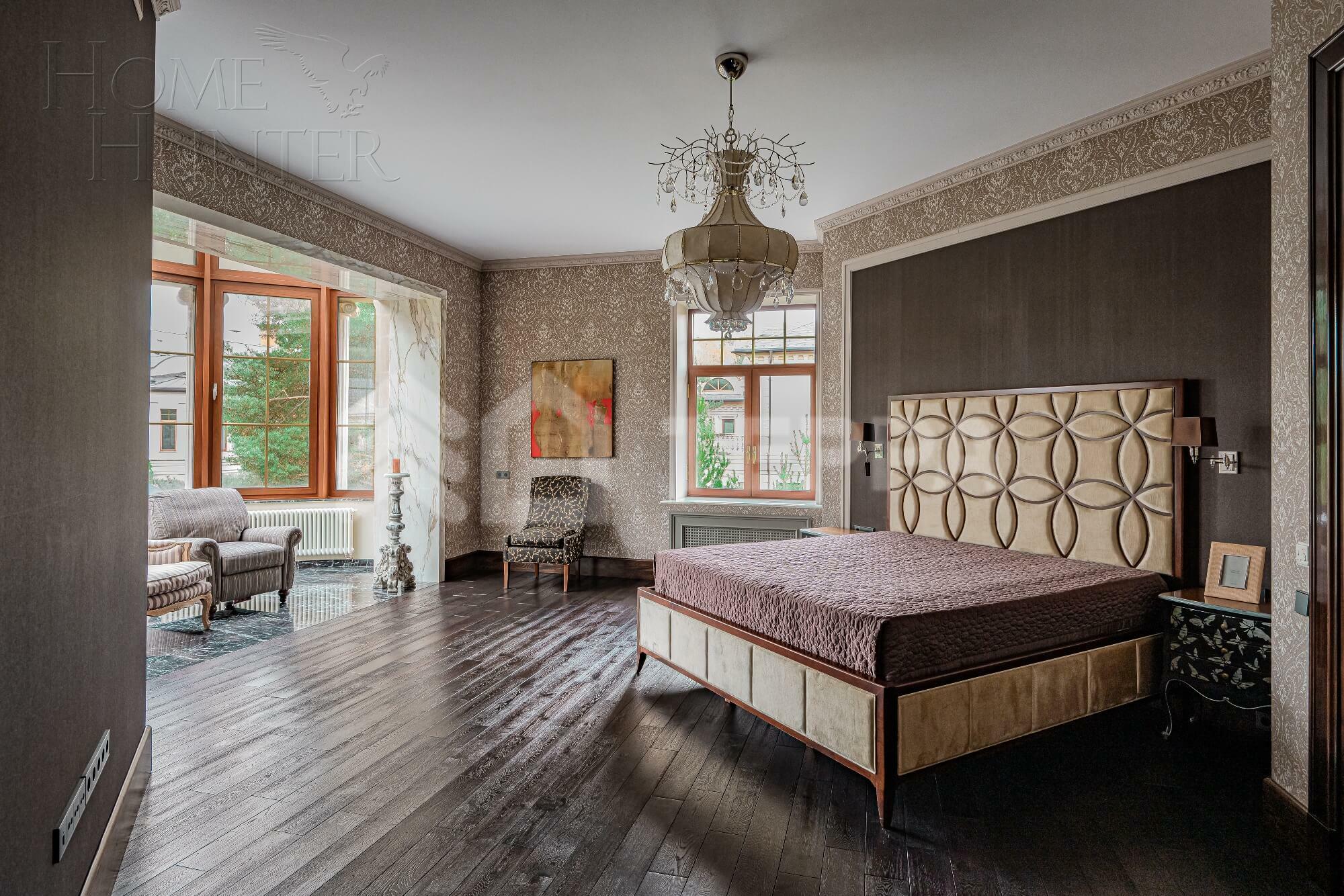 2-этажный коттедж 1 400 м² с отделкой