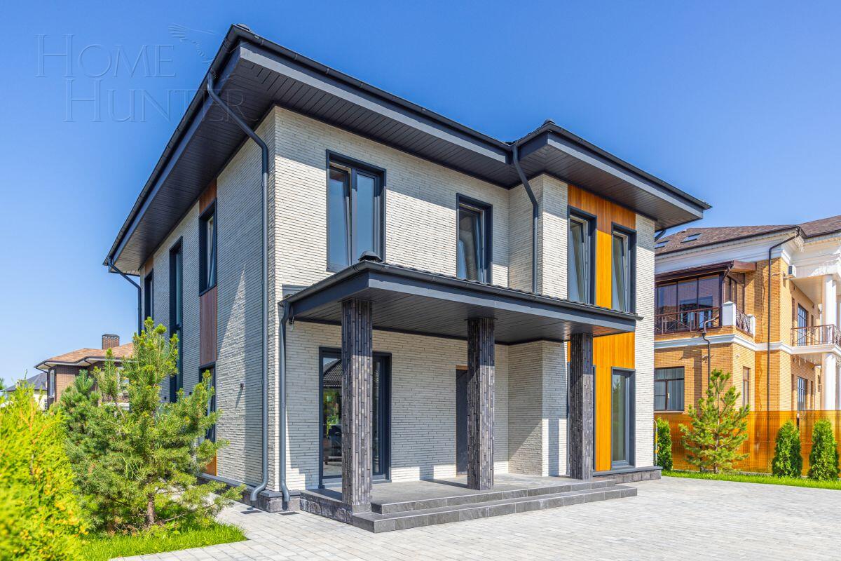 2-этажный коттедж 241 м² без отделки