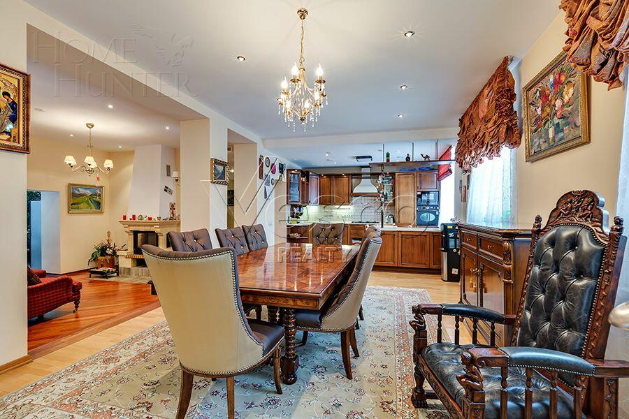 2-этажный коттедж 580 м² с отделкой