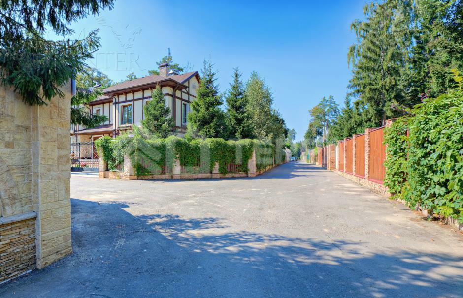 2-этажный коттедж 383 м² без отделки