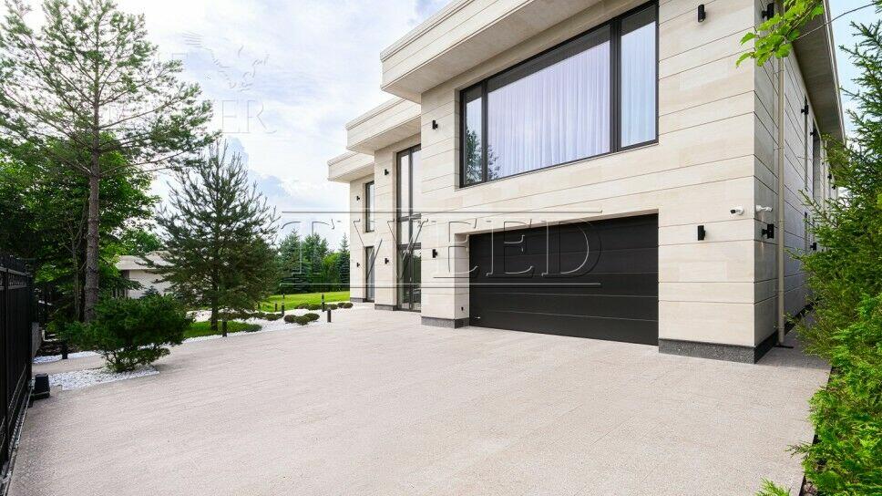 2-этажный коттедж 1 071 м² с отделкой