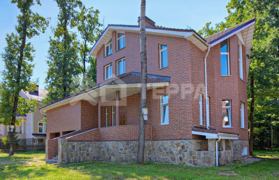 2-этажный коттедж 383 м² без отделки