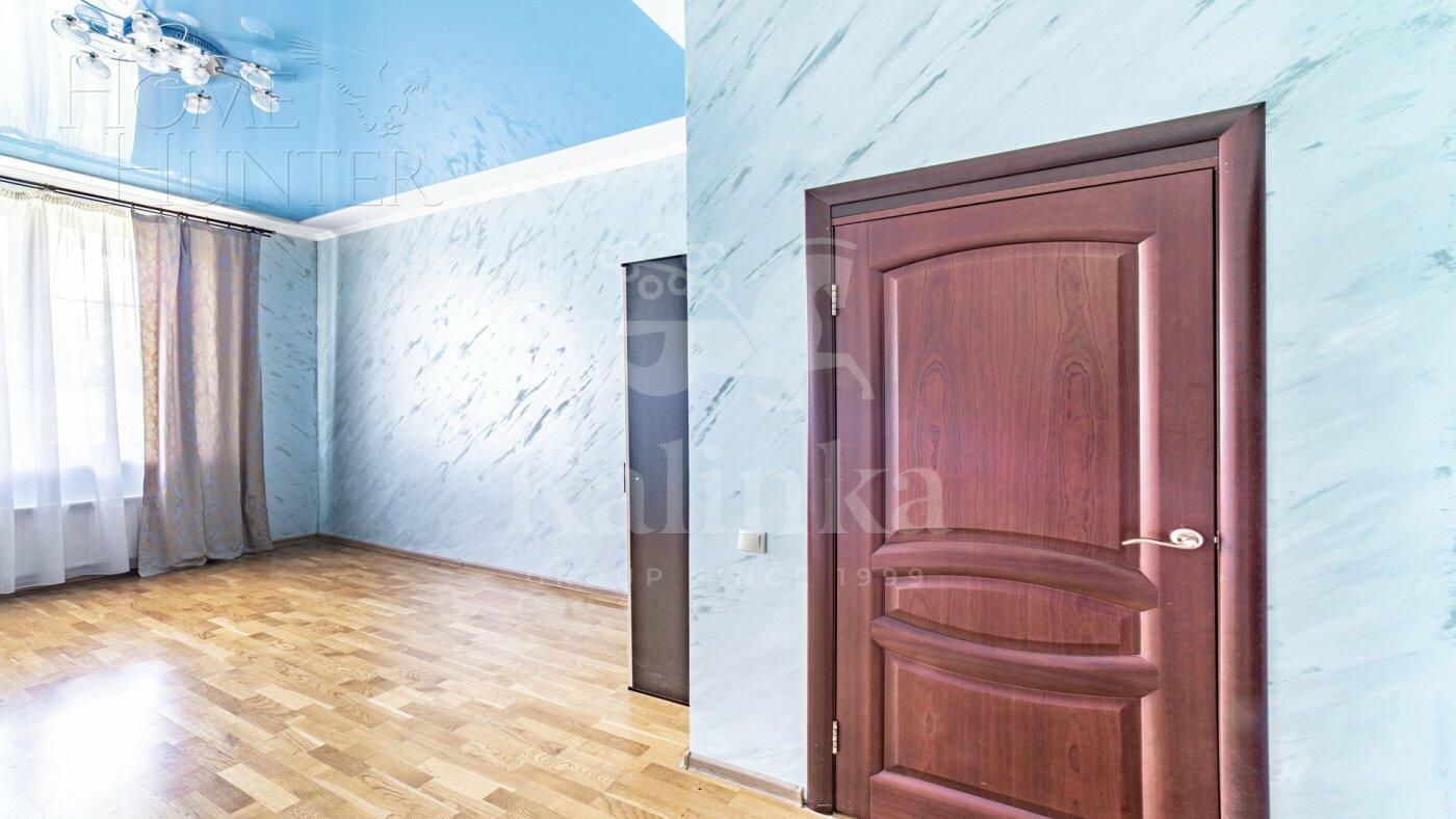 4-КОМН. КВАРТИРА С ОТДЕЛКОЙ 190 М² НА 1 ЭТАЖЕ