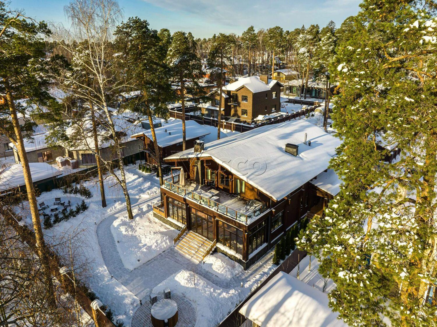 2-этажный коттедж 521 м² с отделкой