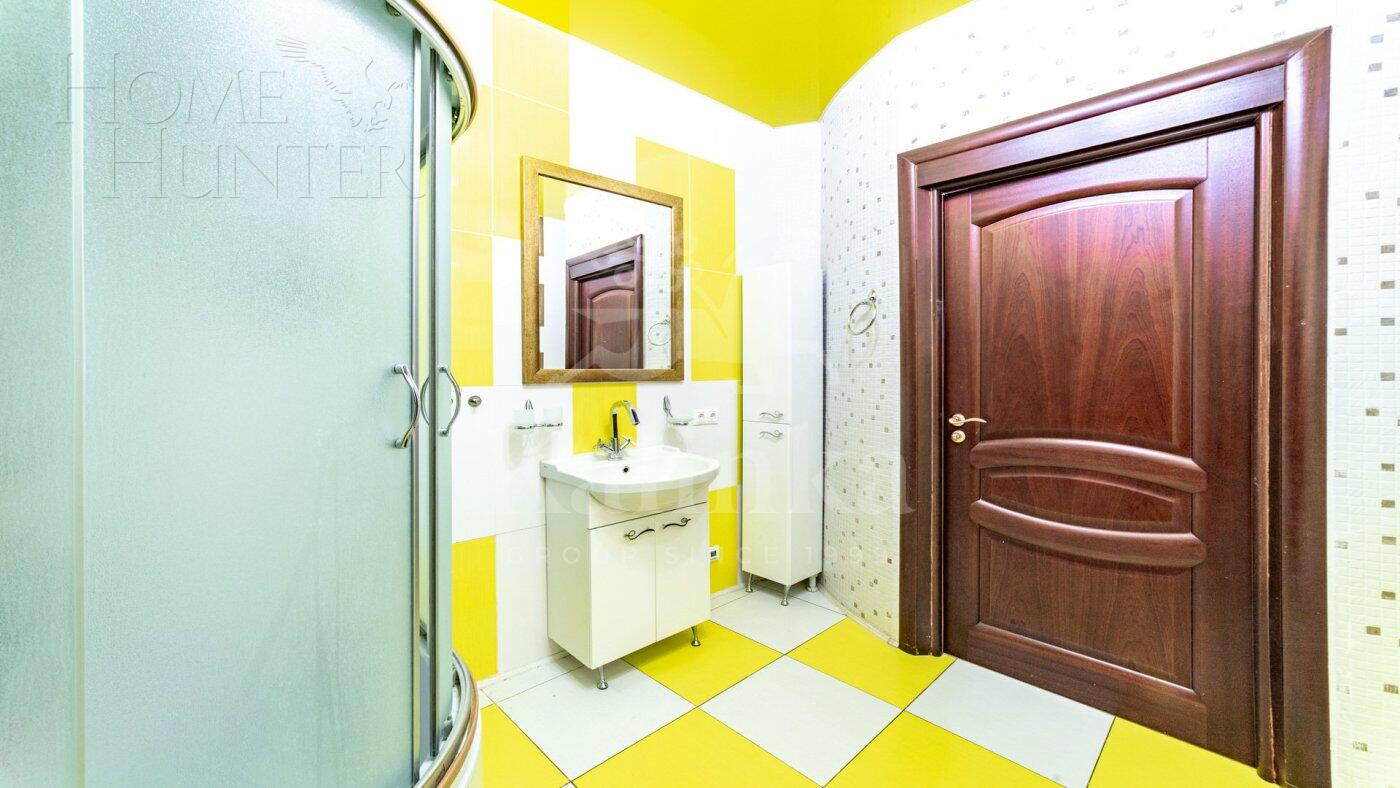 4-КОМН. КВАРТИРА С ОТДЕЛКОЙ 190 М² НА 1 ЭТАЖЕ