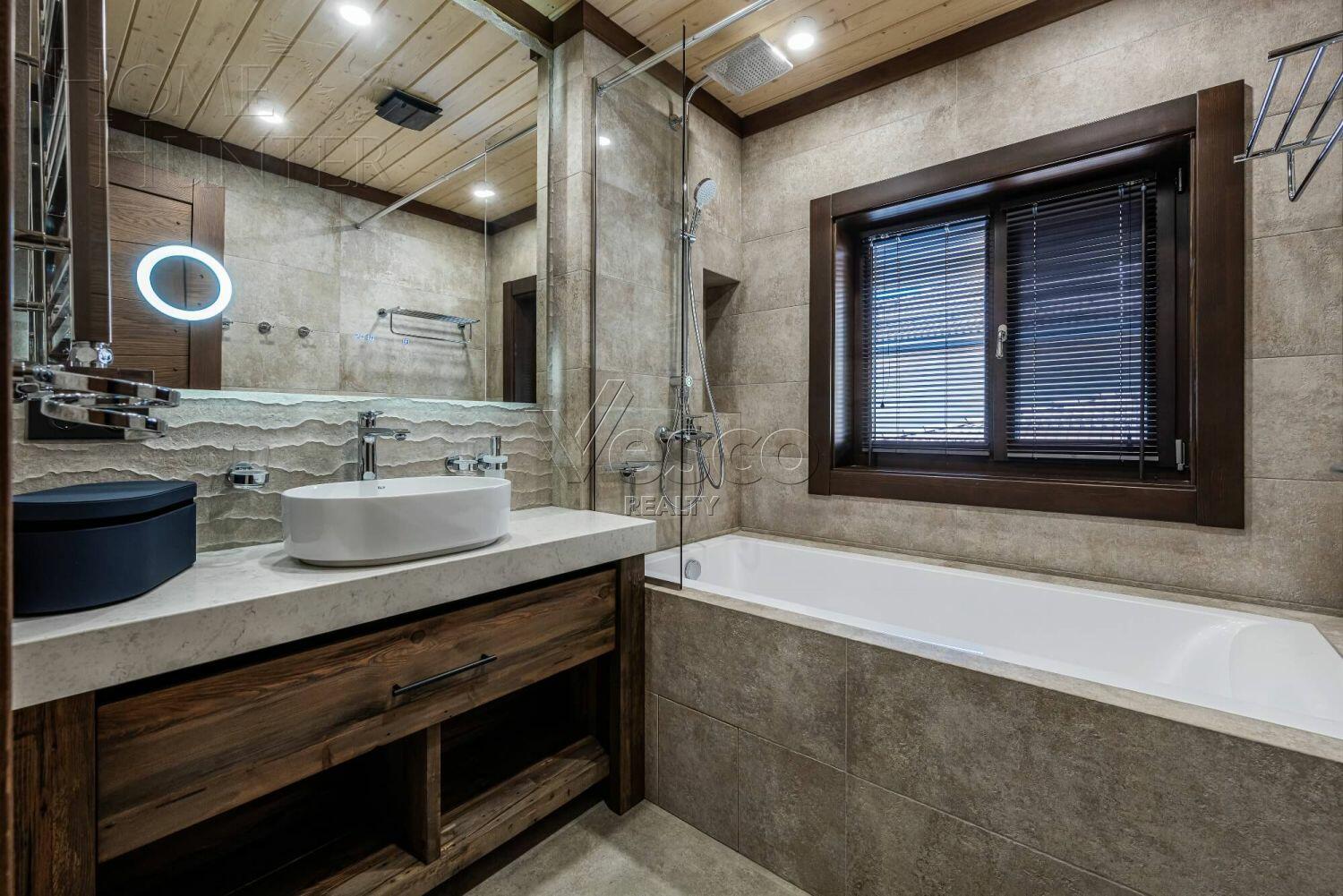 2-этажный коттедж 521 м² с отделкой