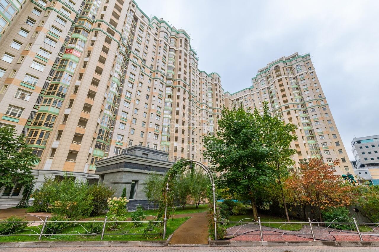 3-КОМН. КВАРТИРА С ОТДЕЛКОЙ 182.7 М² НА 2 ЭТАЖЕ