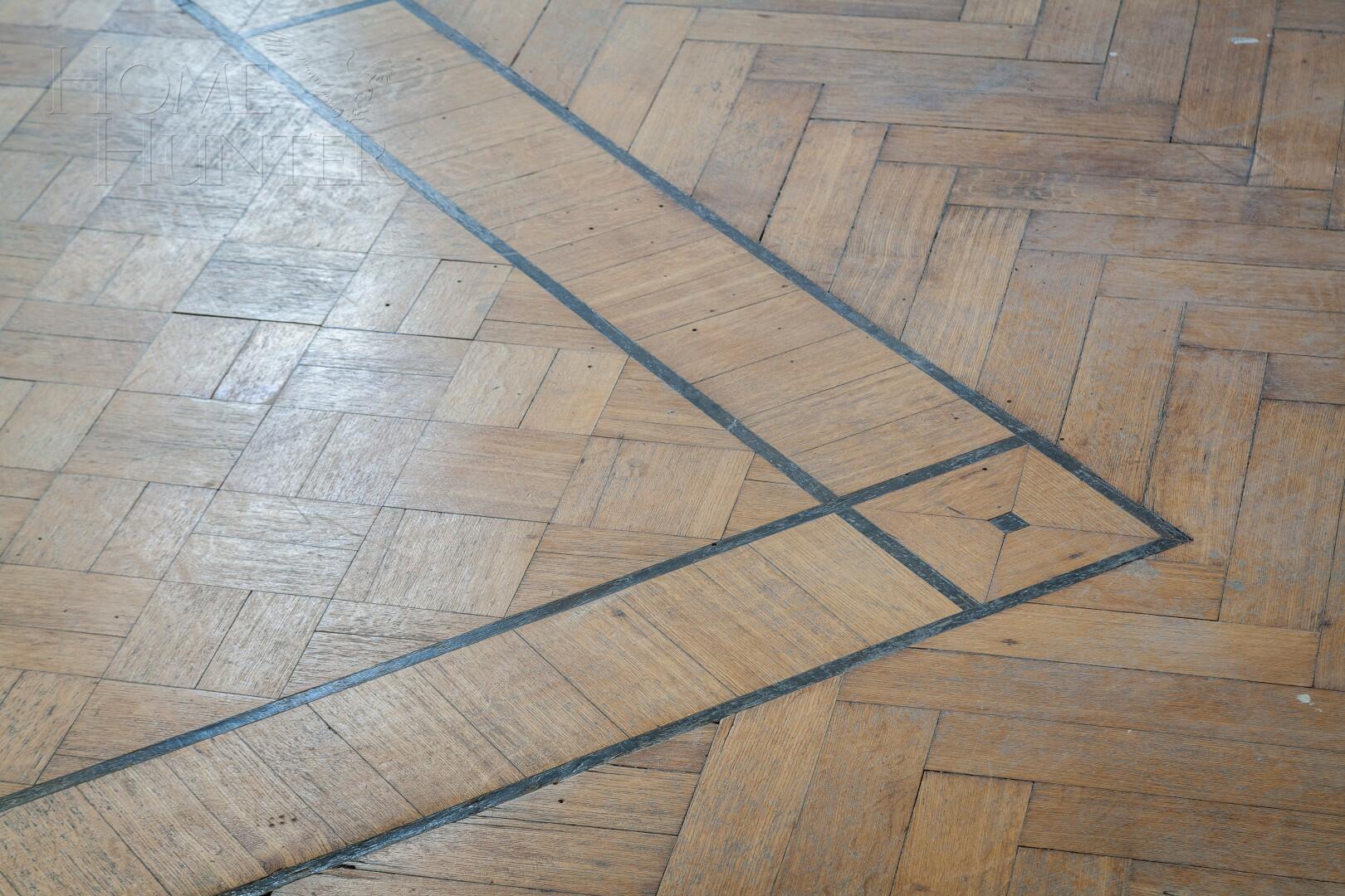 6-КОМН. КВАРТИРА С ОТДЕЛКОЙ 247.7 М² НА 4 ЭТАЖЕ