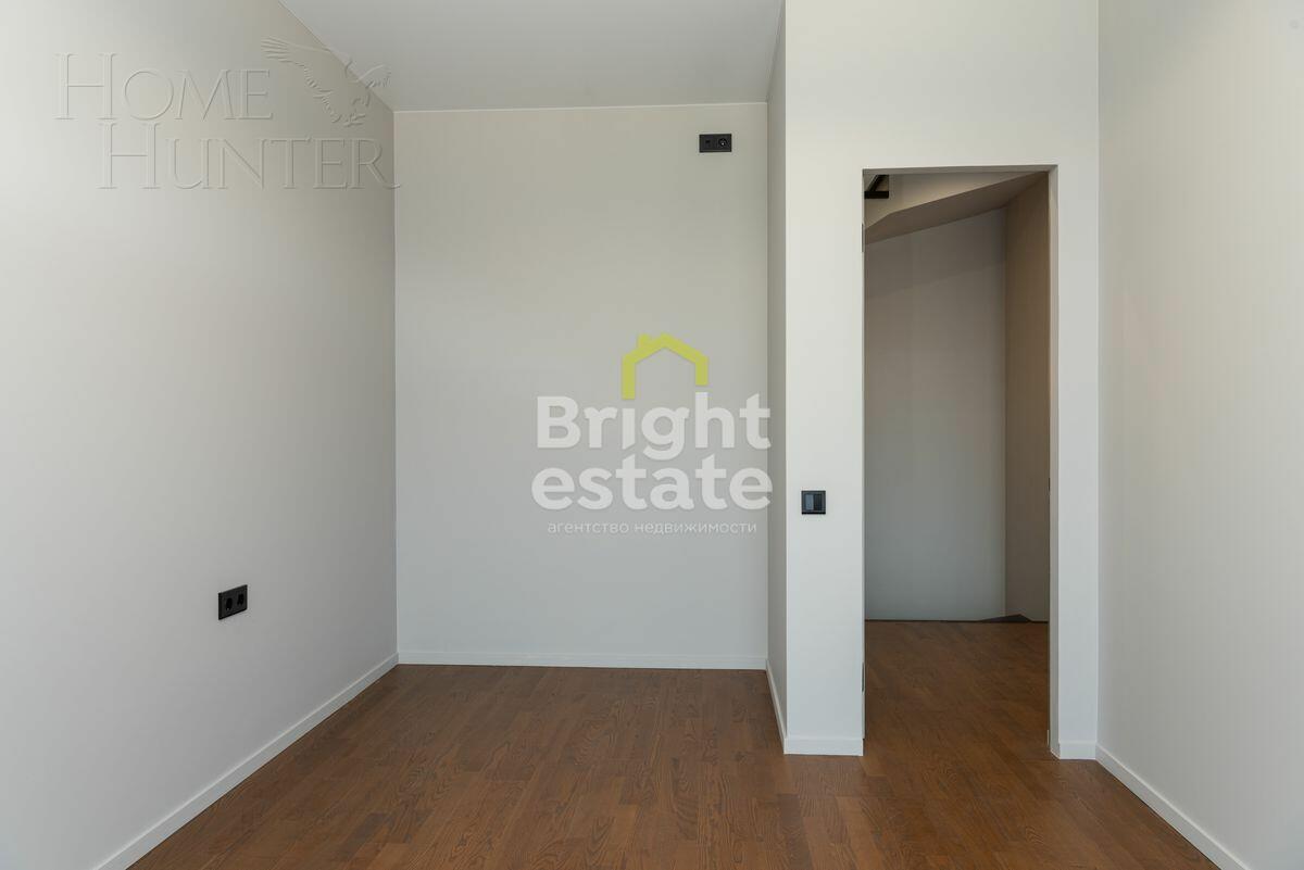 3-этажный таунхаус 112 м² с отделкой