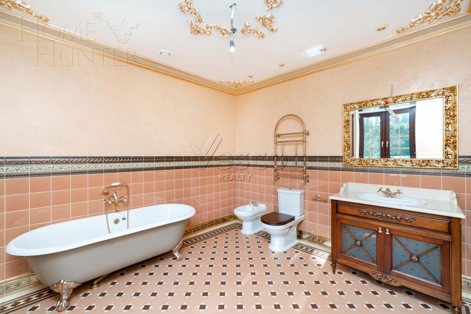 2-этажный коттедж 785 м² с отделкой