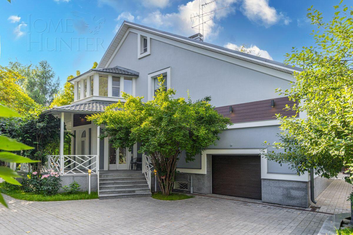 2-этажный коттедж 443 м² с отделкой