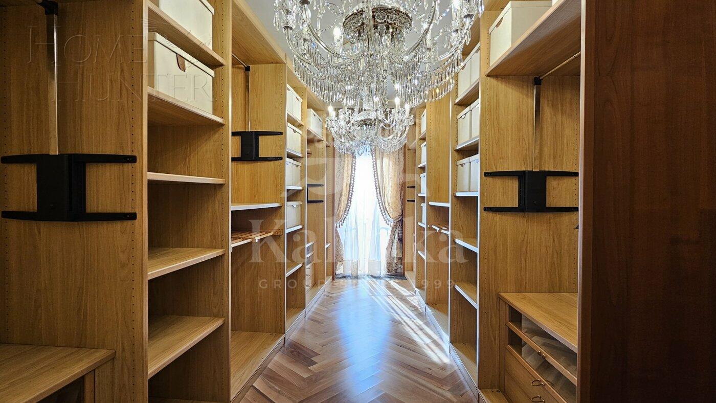 3-КОМН. КВАРТИРА С ОТДЕЛКОЙ 193 М² НА 5 ЭТАЖЕ