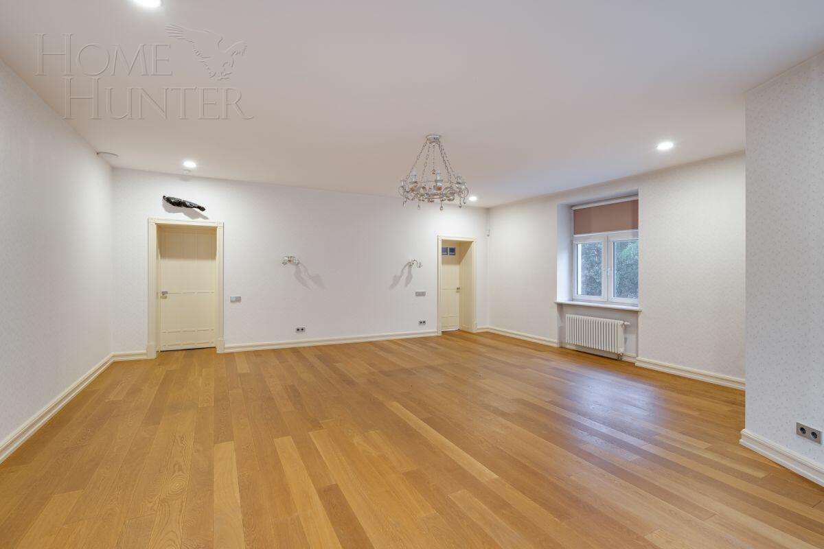 2-этажный коттедж 1 087 м² с отделкой