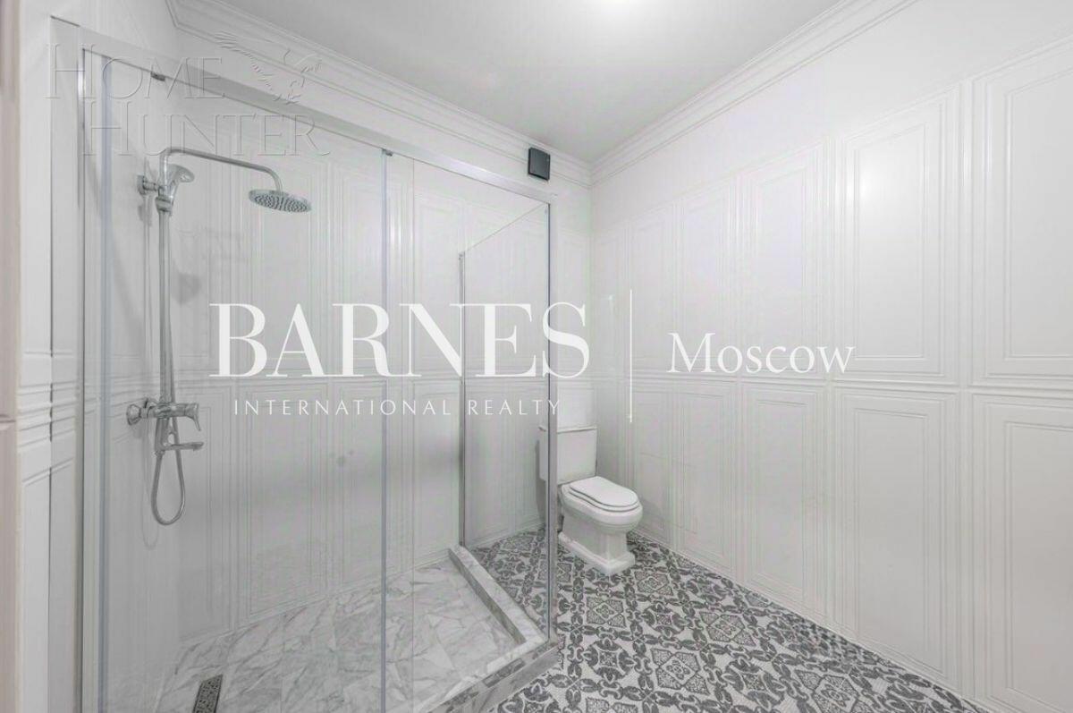 2-этажный коттедж 1 054 м² с отделкой