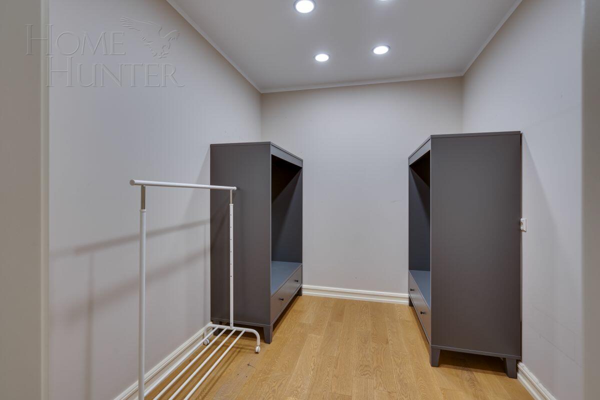 2-этажный коттедж 1 087 м² с отделкой