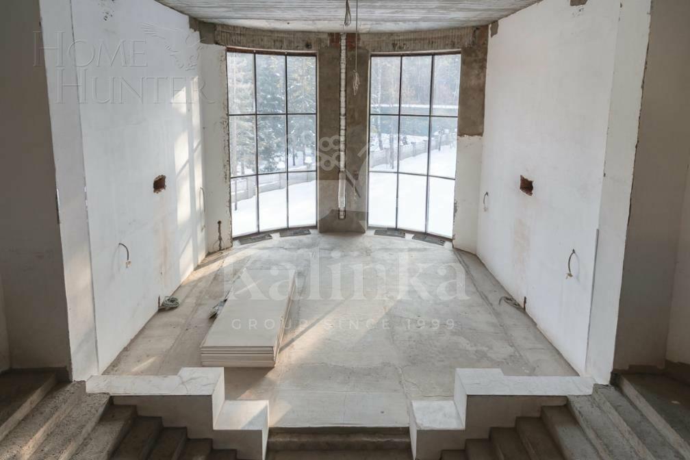 2-этажный коттедж 950 м² без отделки