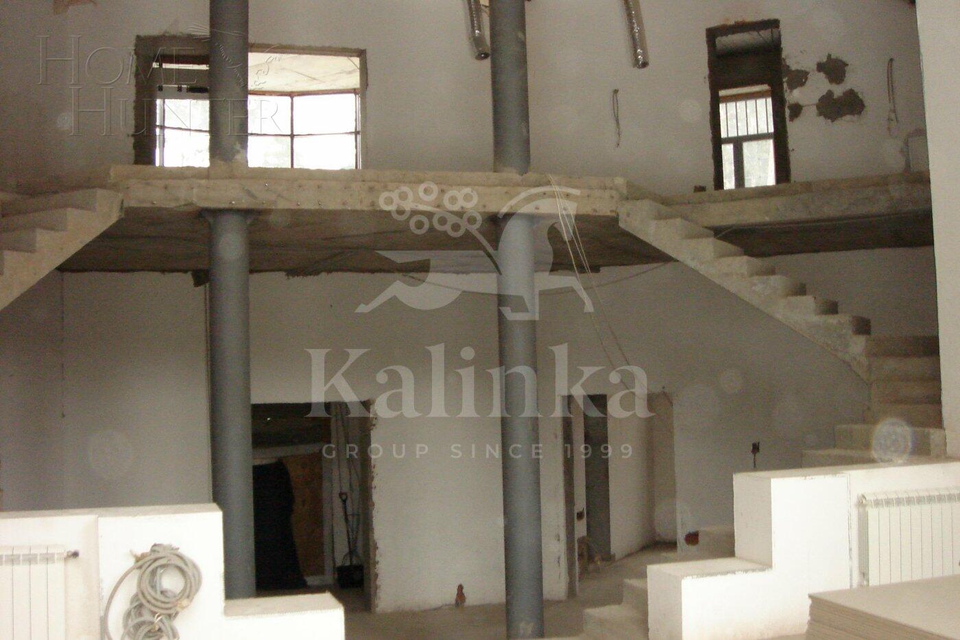 2-этажный коттедж 950 м² без отделки