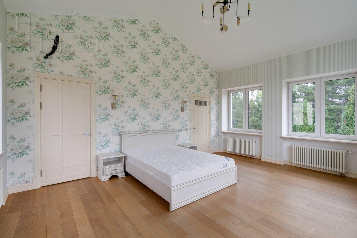 2-этажный коттедж 1 087 м² с отделкой