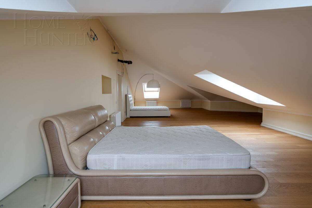 2-этажный коттедж 1 087 м² с отделкой